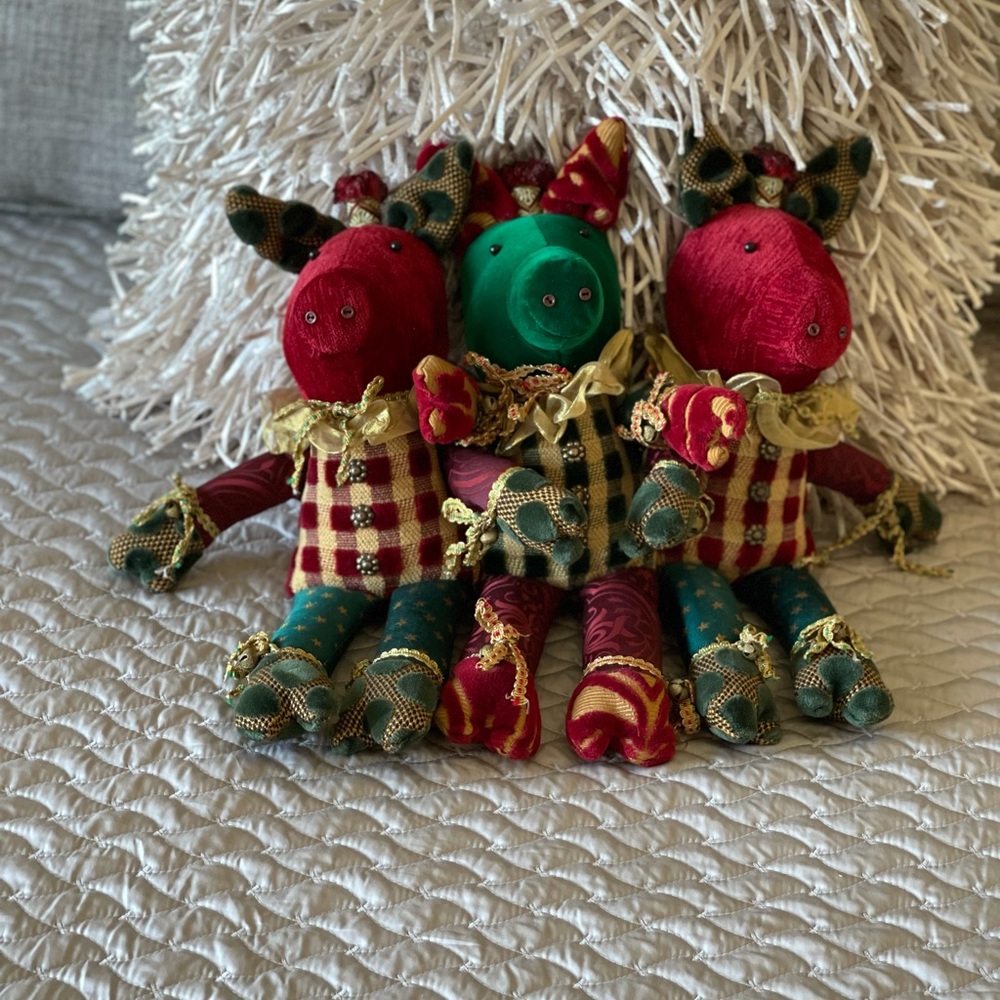 3 Little Pigs by Sweet Dreams